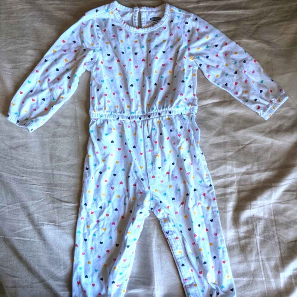 Old Navy romper 18-24 months never worn